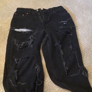 Black ripped Levi’s